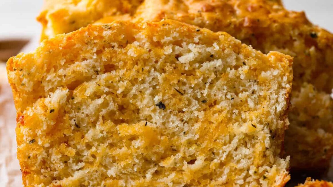 Easy Cheesy Quick Bread | The Recipe Critic