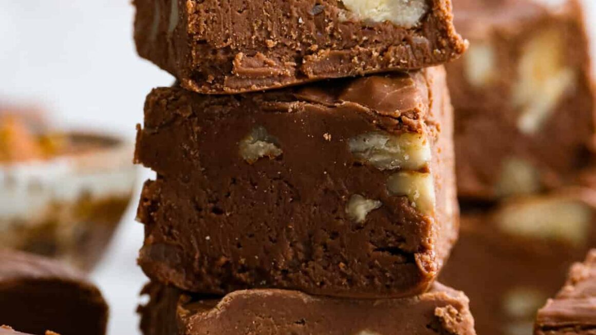 Million Dollar Fudge Recipe | The Recipe Critic