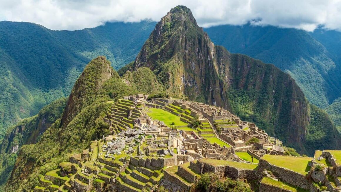 A Complete Guide on Hiking the Inca Trail in 2025