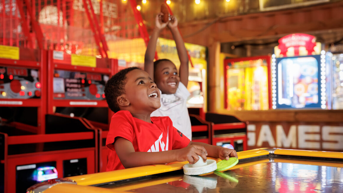 Independence Blue Cross RiverRink Summerfest 2025